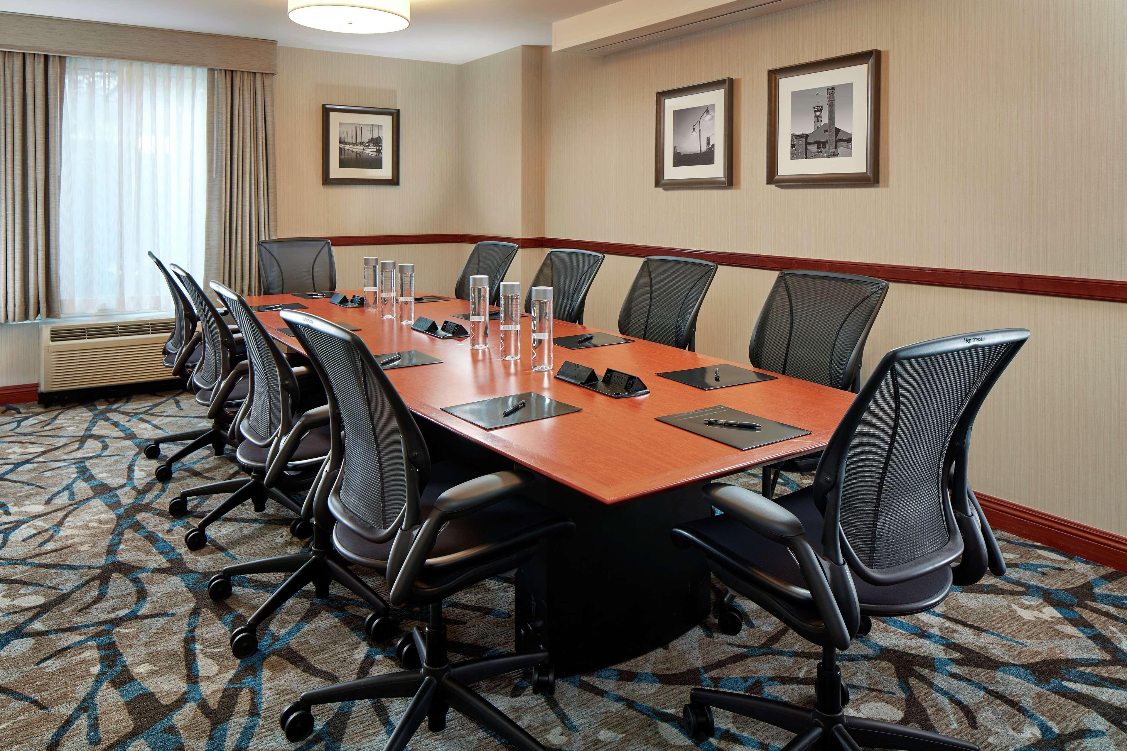 Hilton Garden Inn Portland Lake Oswego Eksteriør billede