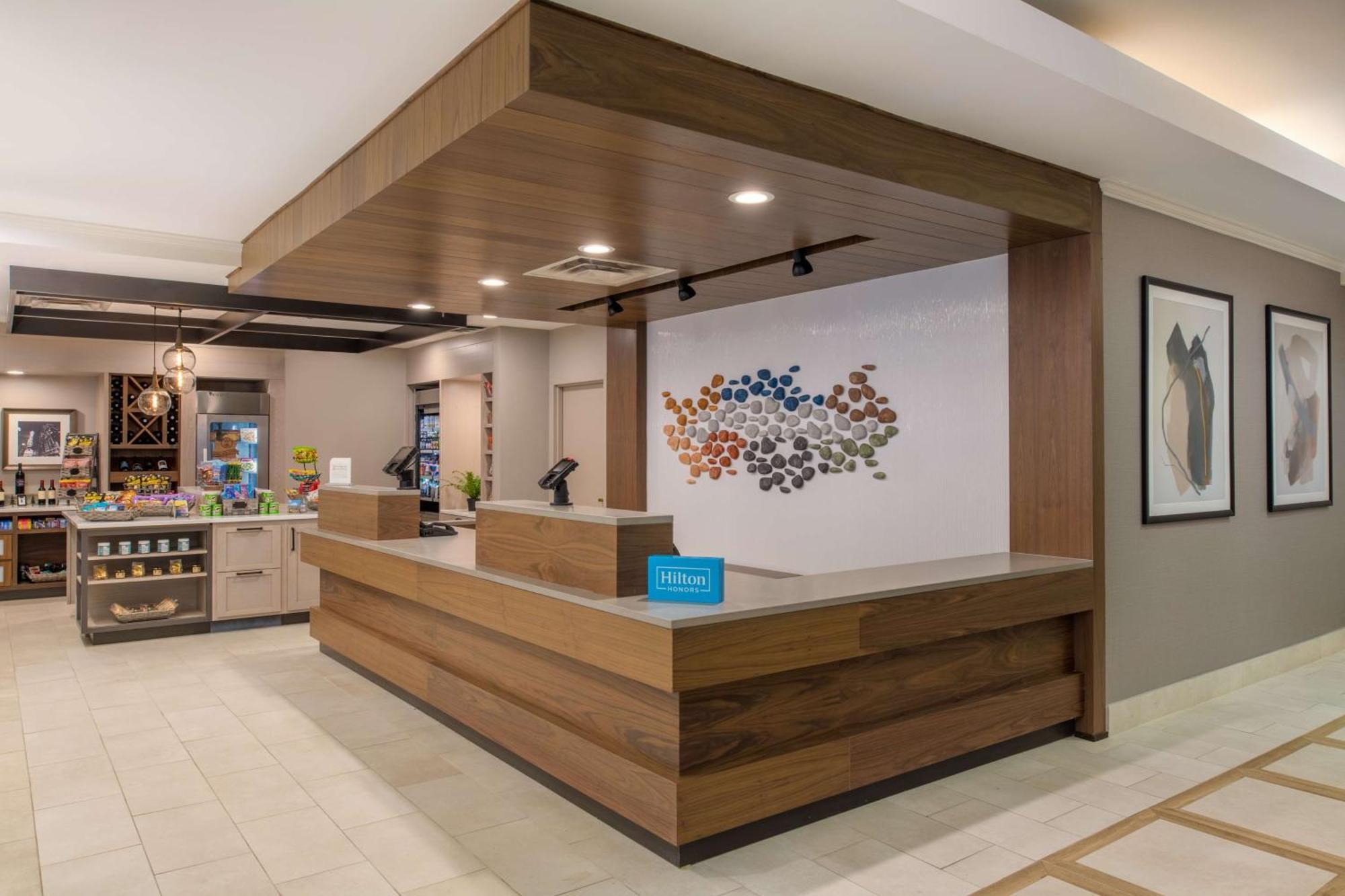 Hilton Garden Inn Portland Lake Oswego Eksteriør billede