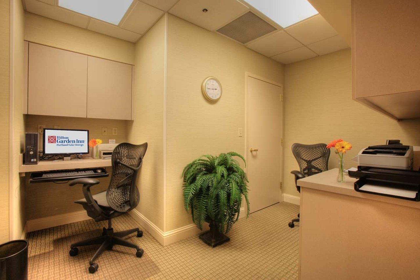 Hilton Garden Inn Portland Lake Oswego Eksteriør billede